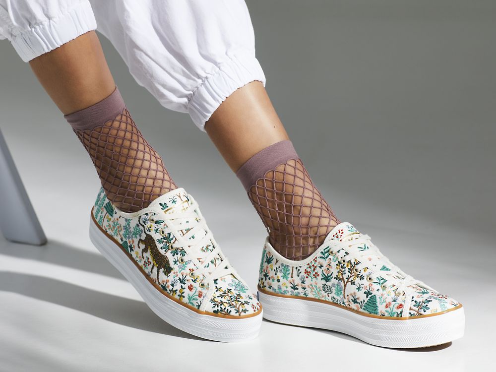 Keds Rifle Paper Co. Triple Kick Menagerie Embroidered Női FűzősCipő Krém Színes | HU-81376